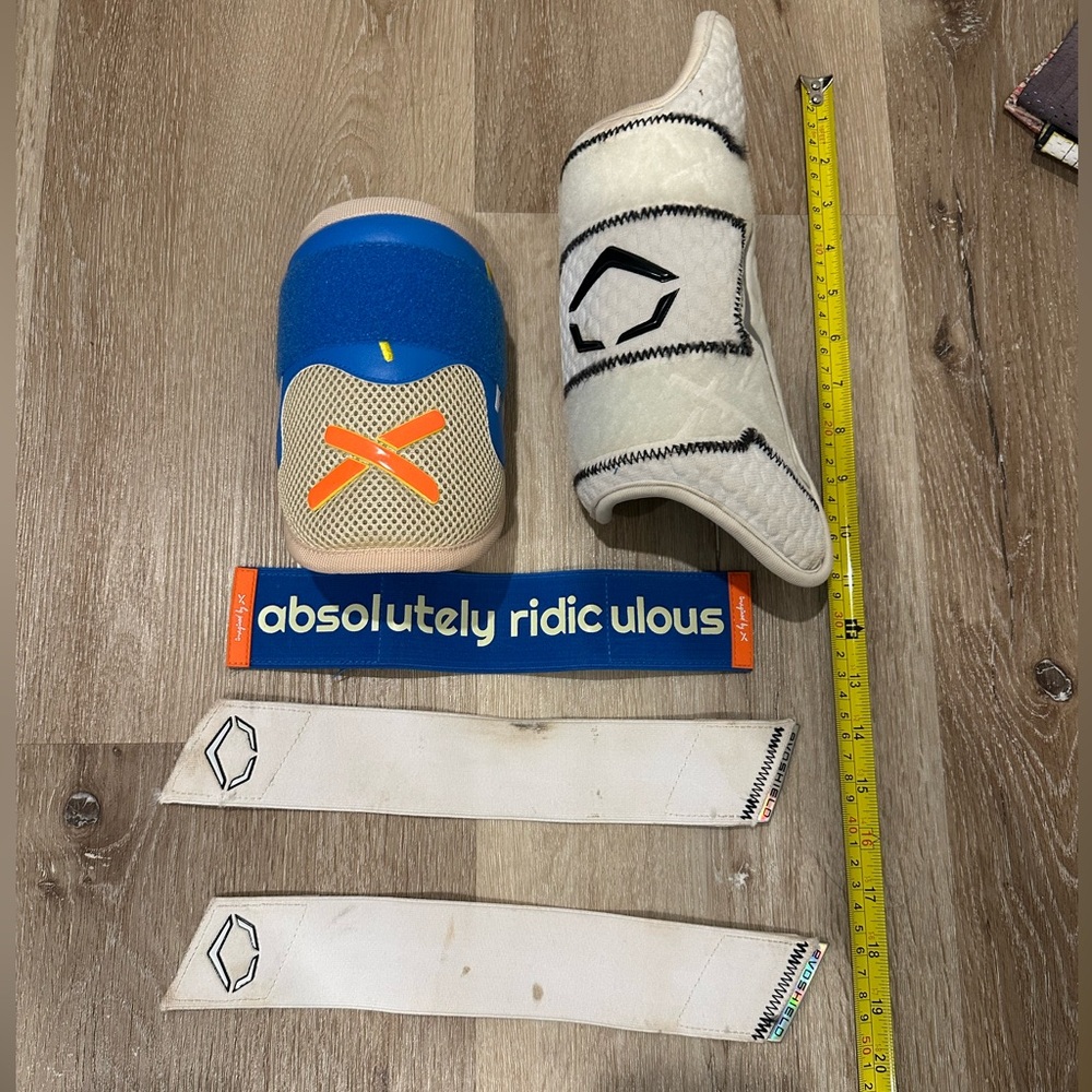 EUC Absolutely Ridiculous Elbow and EVO shield Shin Guards